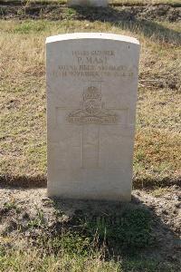 Ismailia War Memorial Cemetery - Mast, P